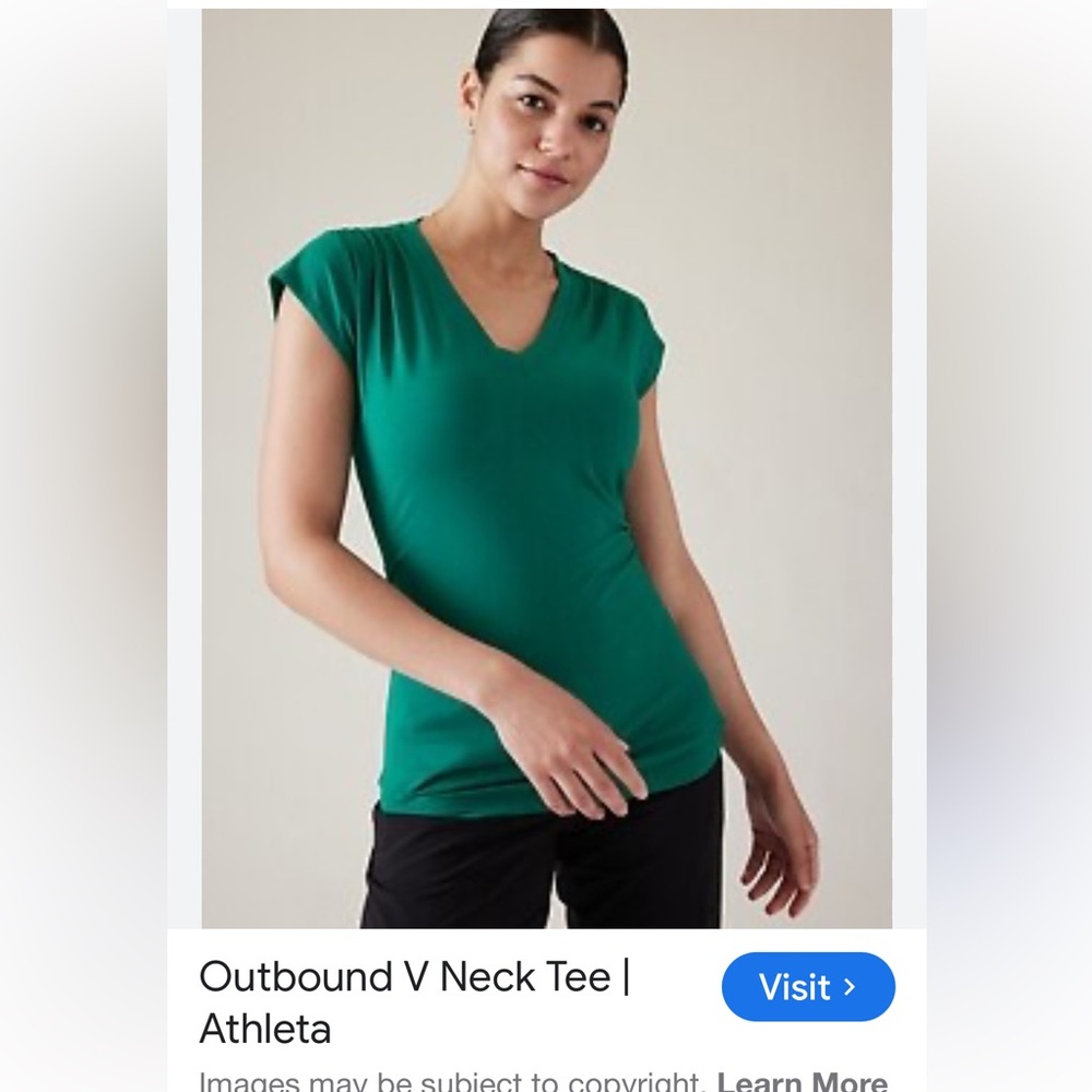 Athleta Emerald Green V-Neck Outbound Tee size large ruched sleeves and sides
